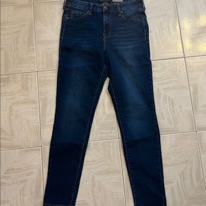 Aeropostale high waisted jeggings. Size: 8 Regular.